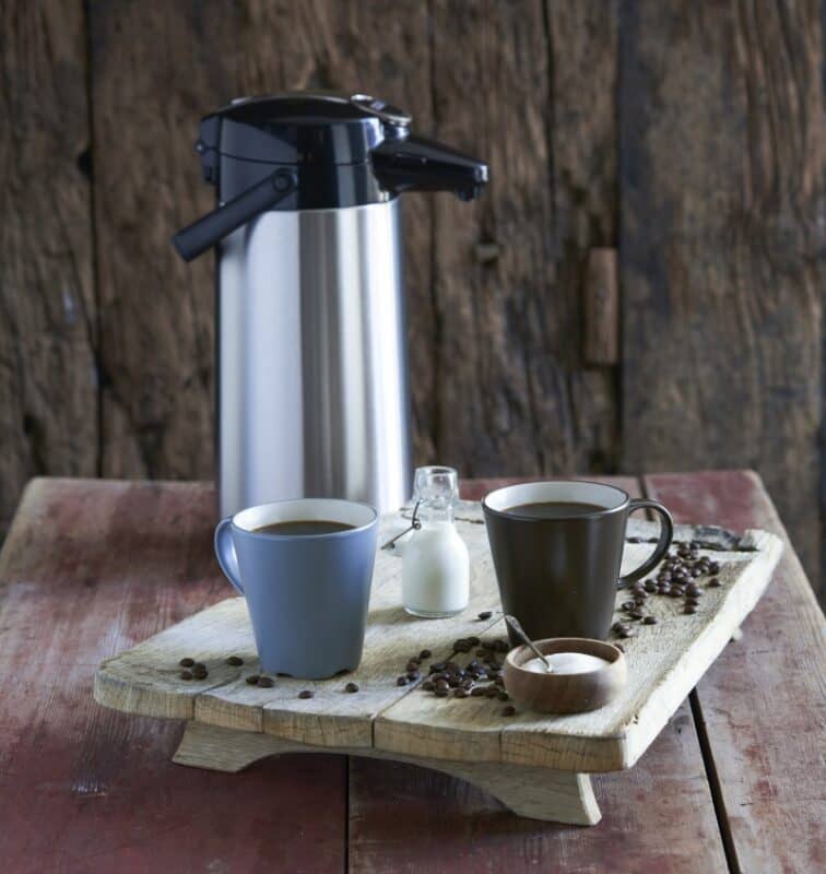 Kaffe - 2l med kaffefløte og sukker