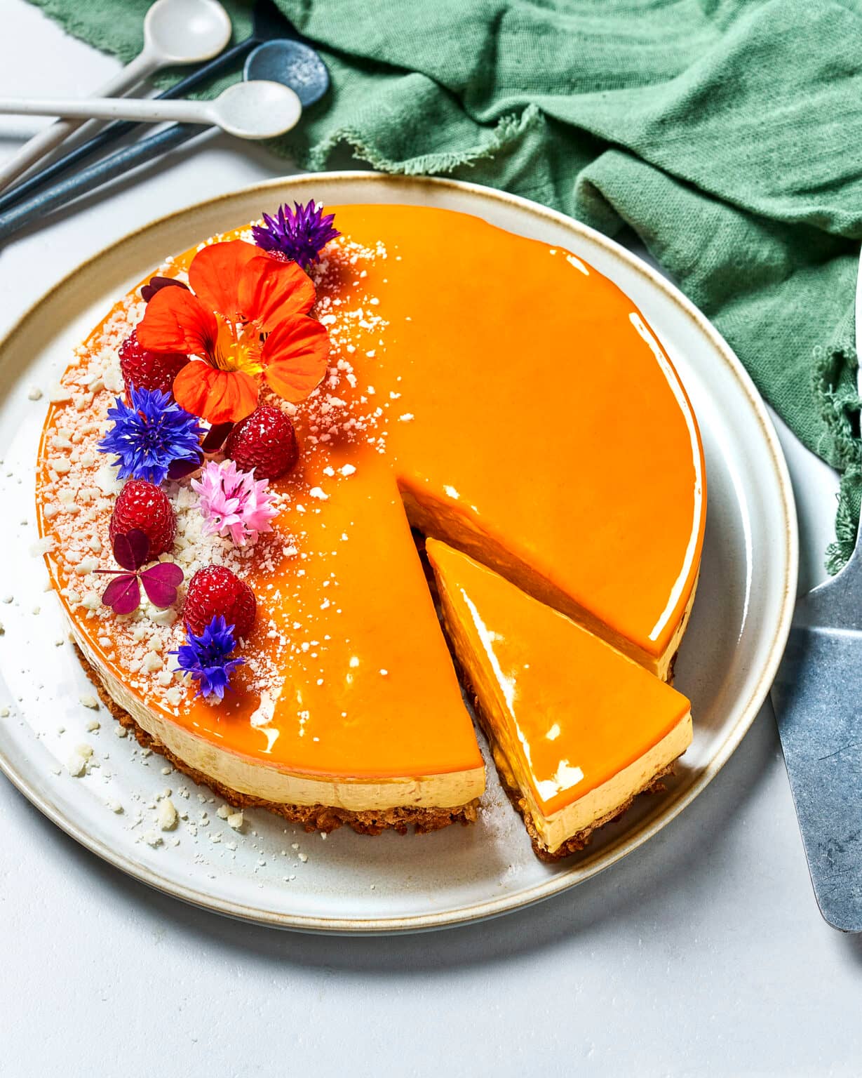 Ostekake med tindved og tindved gele - en kake til 10 personer