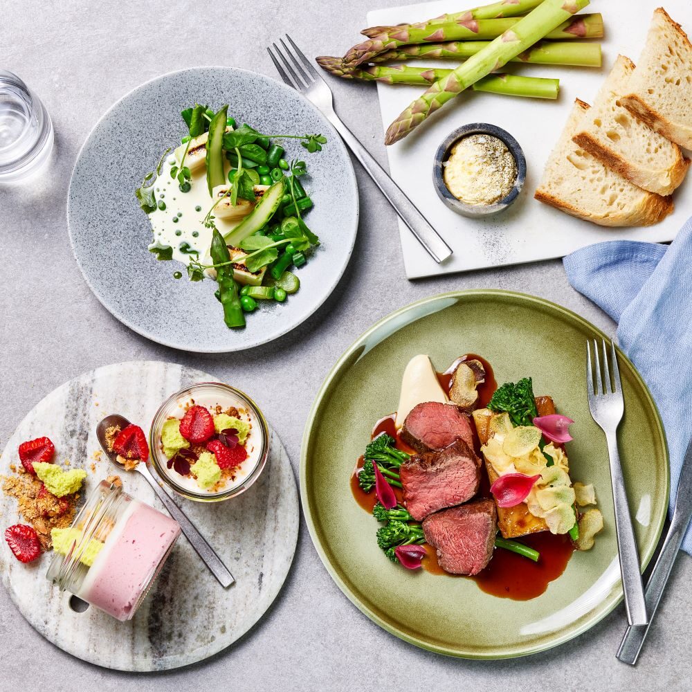 kreativcatering-3retters-selskapsmeny-samlebilde-kvadrat_1000